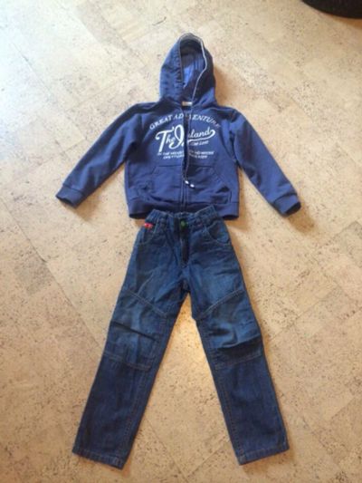 Лот: 6310737. Фото: 1. Комплект на мальчика джинсы и... Комплекты, комбинезоны, костюмы
