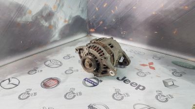 Лот: 23583659. Фото: 1. Генератор Nissan Sunny QG15DE... Электрооборудование