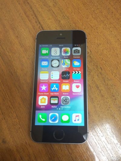 Лот: 13749083. Фото: 1. iPhone 16 Gb Space Gray в корпусе... Смартфоны