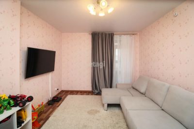 Лот: 20744775. Фото: 1. Продам 2-комн. кв. 69 кв.м. Красноярск... Квартиры, студии