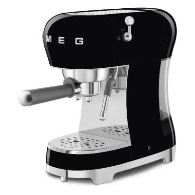 Лот: 24501794. Фото: 1. Кофеварка рожковая Smeg ECF02BLEU. Чайники, кофемашины, кулеры