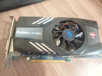 Лот: 19959574. Фото: 1. Видеокарта radeon hd 6850 1gb. Видеокарты