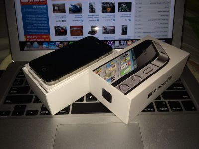 Лот: 4108460. Фото: 1. iPhone 4S. Смартфоны
