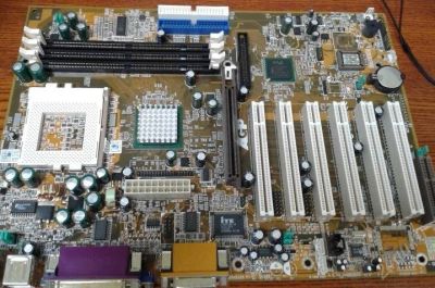 Лот: 2264822. Фото: 1. Материнская плата c Socket PGA370. Материнские платы