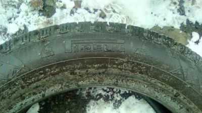 Лот: 8391944. Фото: 1. Шины зимние Pirelli 205 55 16... Шины
