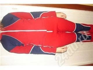 Лот: 555561. Фото: 1. костюм спортивный. Другое (женская одежда)