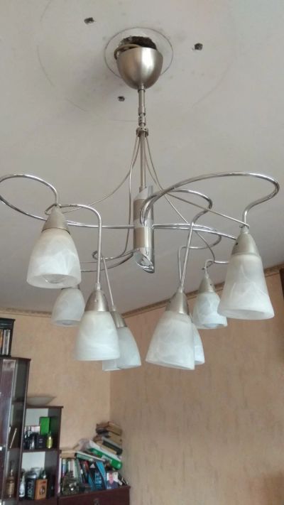 Лот: 18797231. Фото: 1. Люстра современная 8 ламп. Люстры, потолочные и подвесные светильники