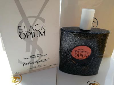 Лот: 7645094. Фото: 1. Black Opium Yves Saint Laurent... Женская парфюмерия