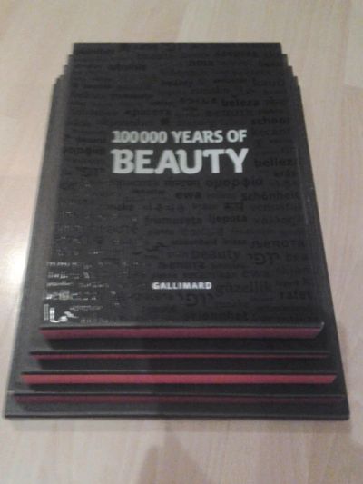 Лот: 4577761. Фото: 1. "100000 Years Of Beauty". Другое (литература, книги)