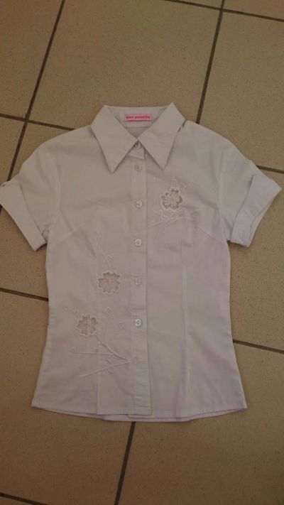 Лот: 9506779. Фото: 1. Рубашка белая с коротким рукавом... Рубашки, блузки, водолазки