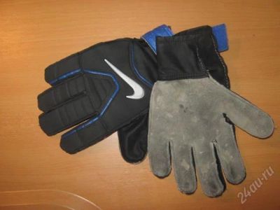 Лот: 1767384. Фото: 1. Перчатки вратарские Nike (возможен... Спортивная символика и атрибутика