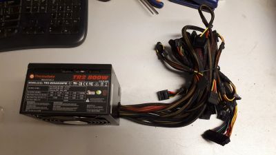 Лот: 15564693. Фото: 1. Блок питания Thermaltake 800 Wt. Корпуса, блоки питания