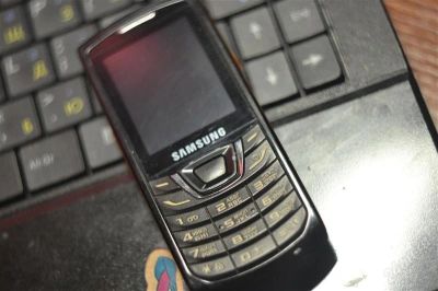 Лот: 1766591. Фото: 1. Samsung c3200. Кнопочные мобильные телефоны