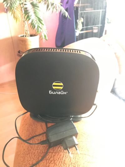 Лот: 18671450. Фото: 1. Роутер «Билайн» Smart box. Маршрутизаторы (роутеры)