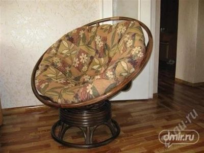 Лот: 1518200. Фото: 1. Продам крутящееся кресло-качалку... Кресла, пуфы