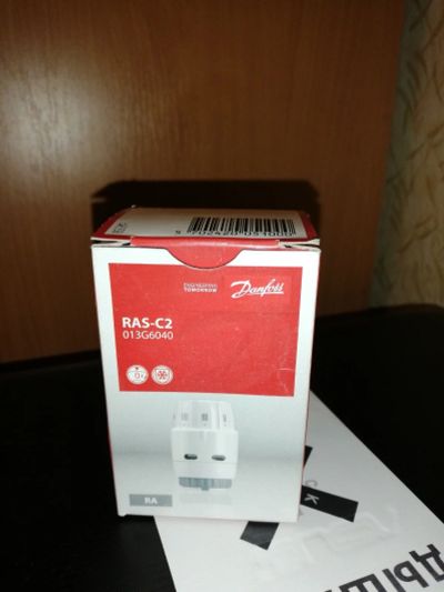 Лот: 12475802. Фото: 1. Термостатическая головка RAS-C2... Запорная и предохранительная арматура