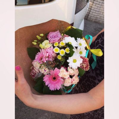 Лот: 7271930. Фото: 1. Сборный букет. Цветы на Щорса... Свежие цветы