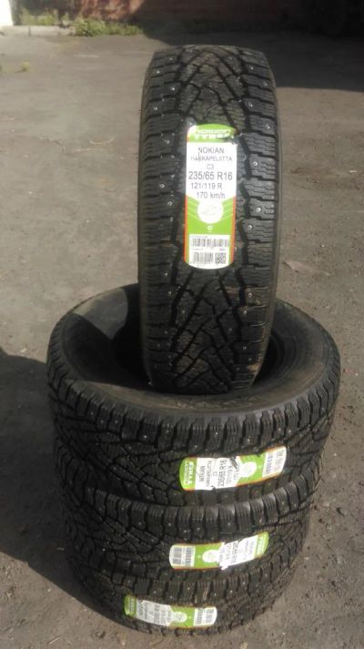 Лот: 6114790. Фото: 1. Шины Nokian Hakkapeliitta C3 235... Шины