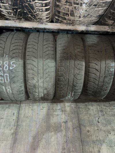 Лот: 25093119. Фото: 1. (4шт)285-60-18 Bridgestone Ice... Шины