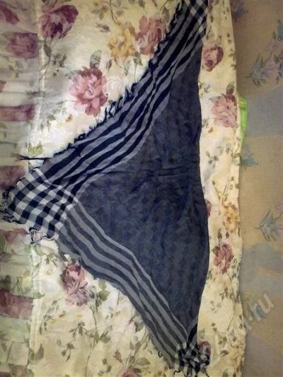 Лот: 642881. Фото: 1. Шейный платок. Шарфы, платки