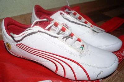 Лот: 8590530. Фото: 1. Кроссовки Puma Ferrari белые... Кеды, кроссовки, слипоны