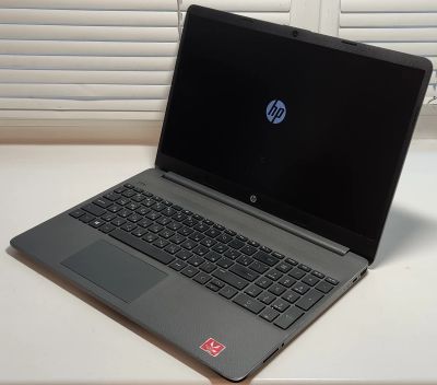 Лот: 19374104. Фото: 1. HP 15.6" IPS Ryzen 7 3700u/Vega... Ноутбуки