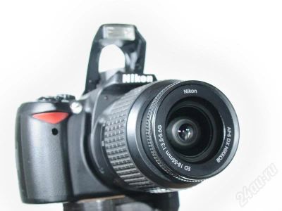 Лот: 123733. Фото: 1. Nikon D40 Kit 18-55 3.5-5.6 G... Цифровые зеркальные
