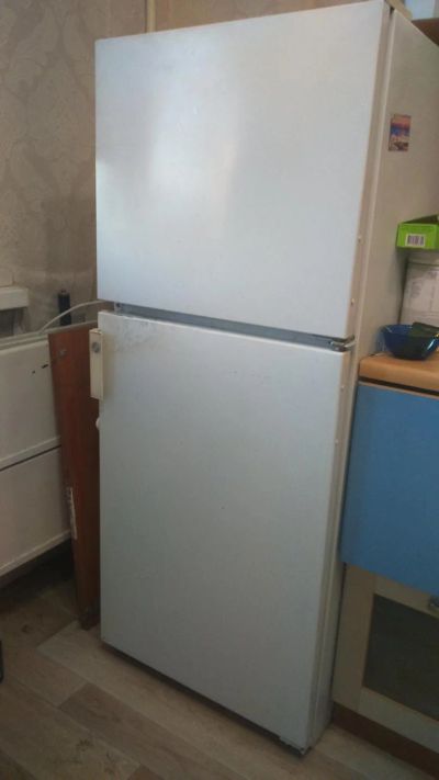 Лот: 9016318. Фото: 1. Холодильник Бирюса. Холодильники, морозильные камеры