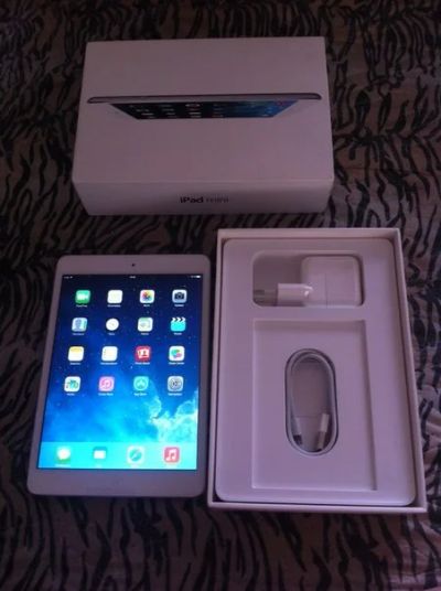 Лот: 4665237. Фото: 1. IPad Mini (Retina) Wi-Fi 16 GB... Планшеты