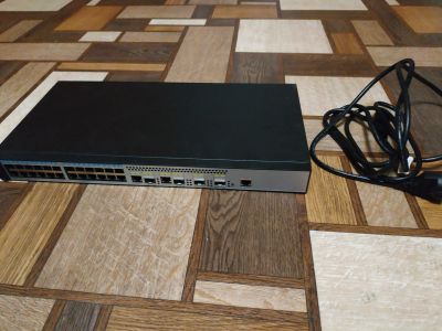 Лот: 15686773. Фото: 1. коммутатор Huawei s2320-28 tp-ei-ac. Коммутаторы