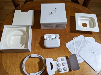 Лот: 21005904. Фото: 1. AirPods Pro 2 с рубля!. Наушники, гарнитуры