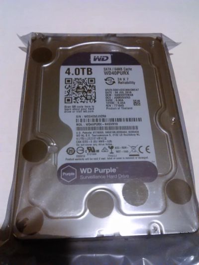 Лот: 8918916. Фото: 1. WD Purple 4 TB WD40PURX. Новый... Жёсткие диски (HDD)