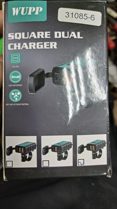 Лот: 23603901. Фото: 1. USB Зарядка на руль мотоцикла. Чехлы, коврики, оплетки руля