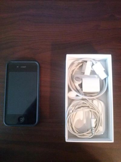 Лот: 3740106. Фото: 1. Iphone 4 16 gb. Смартфоны