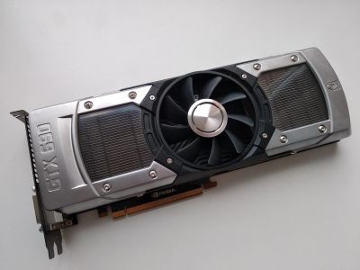Лот: 11847282. Фото: 1. 2-чиповая geforce gtx 690 с подсветкой. Видеокарты