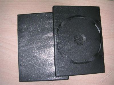 Лот: 2471491. Фото: 1. две коробки для DVD диска. Чехлы, обложки
