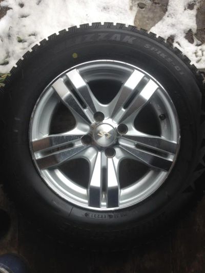 Лот: 8325230. Фото: 1. Bridgestone Blizzak Spike-01 185... Шины на дисках