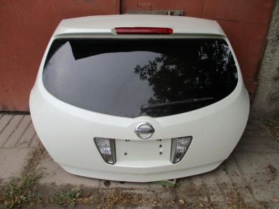 Лот: 12045511. Фото: 1. Дверь задняя багажника Nissan... Кузов
