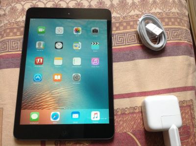 Лот: 7780997. Фото: 1. iPad mini 16 Гбайт wifi. Планшеты