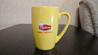 Лот: 10888473. Фото: 1. Кружка Lipton. Кружки, стаканы, бокалы