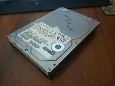 Лот: 4613460. Фото: 1. Жесткий диск Hitachi Deskstar... Жёсткие диски (HDD)