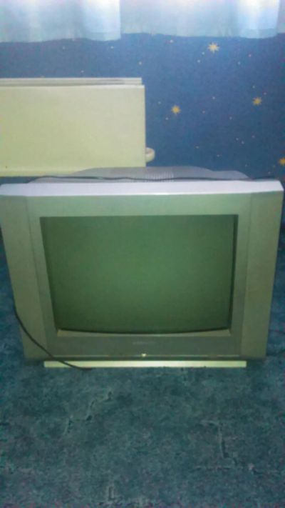 Лот: 7480284. Фото: 1. Телевизор б/у, 20 дюймов, Erisson. Телевизоры