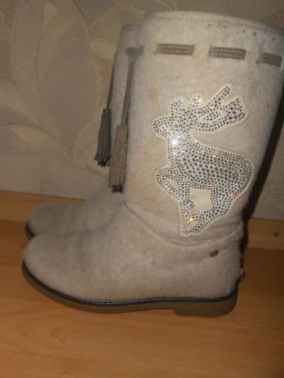 Лот: 3217014. Фото: 1. Валенки. Валенки, угги, унты