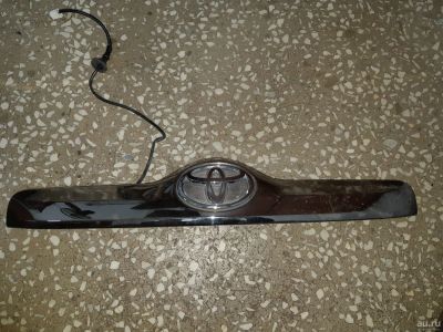 Лот: 11147011. Фото: 1. молдинг / накладка 5-й двери Toyota... Кузов