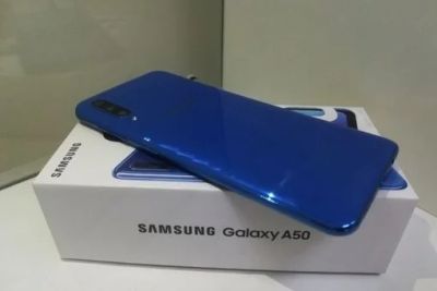 Лот: 16342188. Фото: 1. Samsung A50 128Gb. Чехлы, бамперы