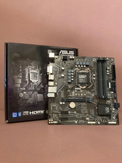 Лот: 25267855. Фото: 1. Материнская плата Gigabyte B560M... Материнские платы