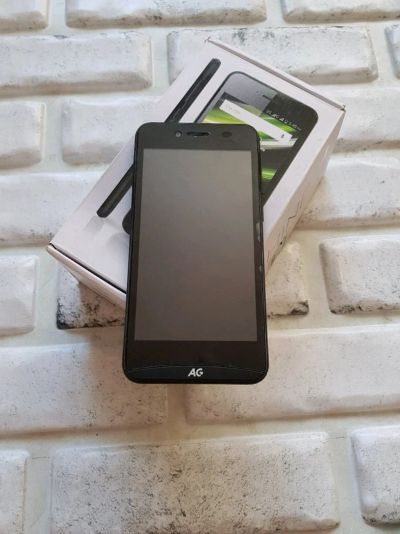 Лот: 11857282. Фото: 1. 4.5" Смартфон AGmobile AG SHINE... Смартфоны
