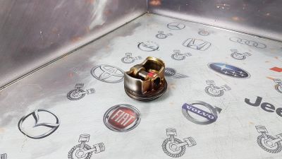 Лот: 23588468. Фото: 1. Поршень Honda Accord K24Z3 13010-RL5-A00. Двигатель и элементы двигателя