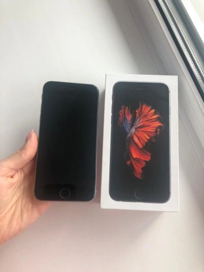 Лот: 16319847. Фото: 1. Apple 6s. Смартфоны
