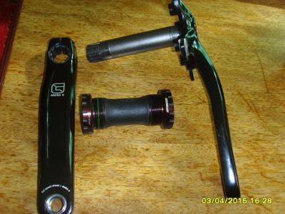 Лот: 5334763. Фото: 1. Шатуны FSA Gravity Moto X ( б... Запчасти